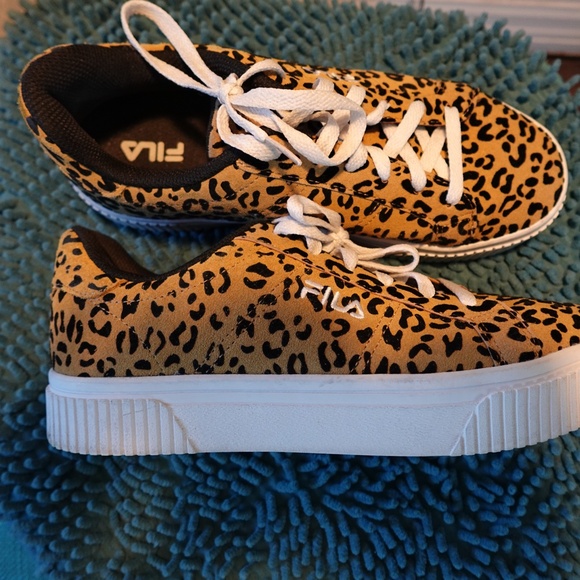 FILA Panache Woman's All Leopard Sneaker - Picture 3 of 6